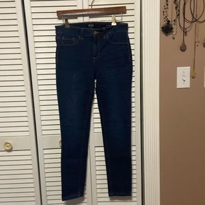 Jones, New York Essex skinny jeans size 6